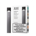 Juul Starter Kit UK Edition gri cihaz ve 4 aromalı pod içerir.