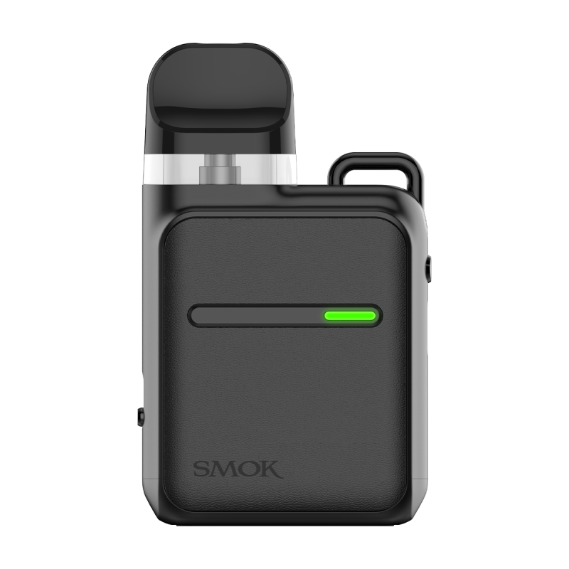 Smok Novo Master Box Pod Mod Siyah, yeşil ışıklı pil göstergeli kompakt cihaz.